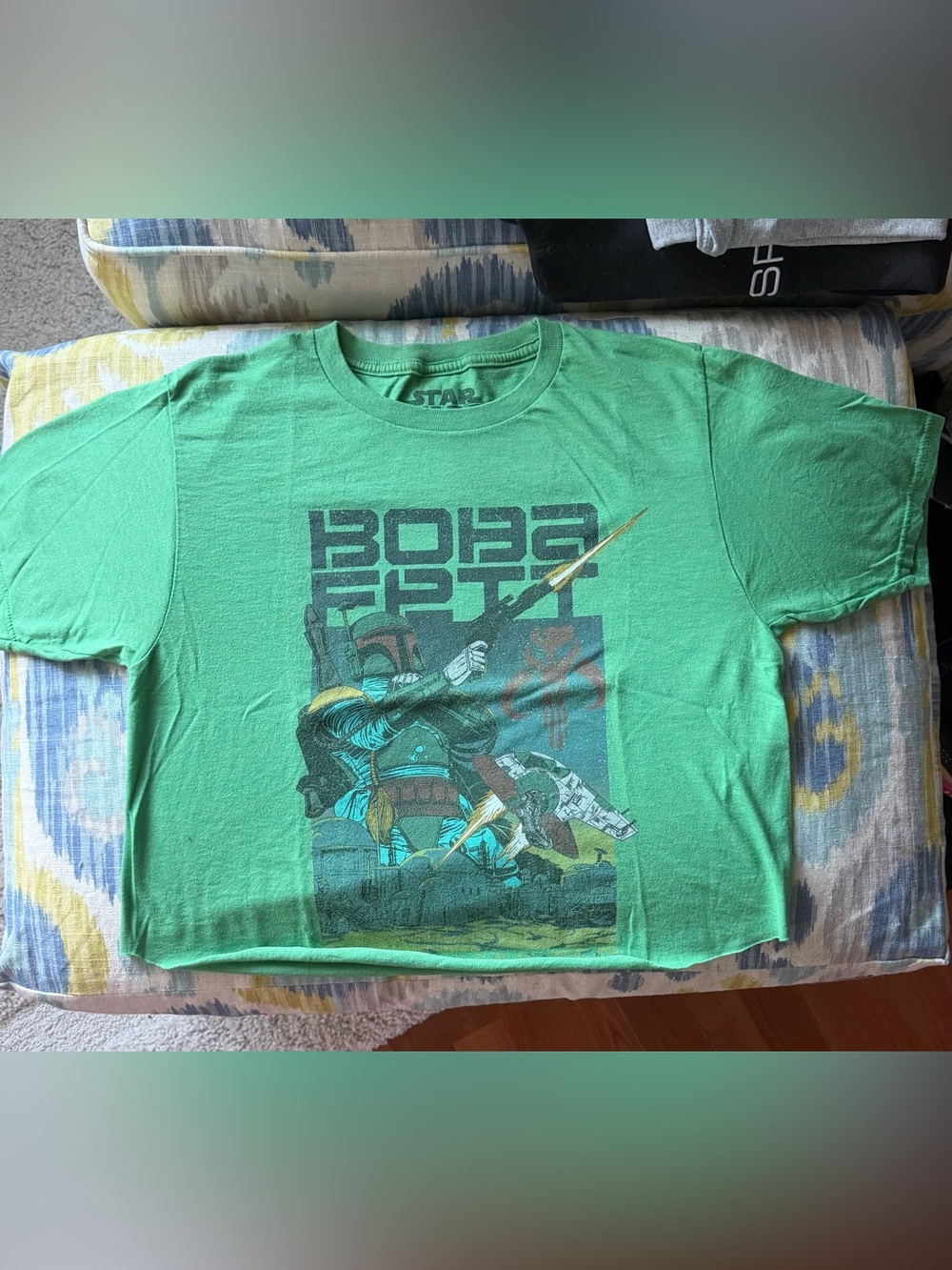 Cropped Boba Fett Star Wars T-Shirt - Size Men’s Small